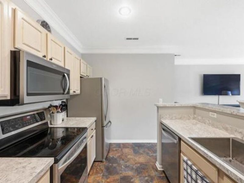 6230 Inishmore Lane, Unit 6230, Dublin, OH 43017 Photo 8