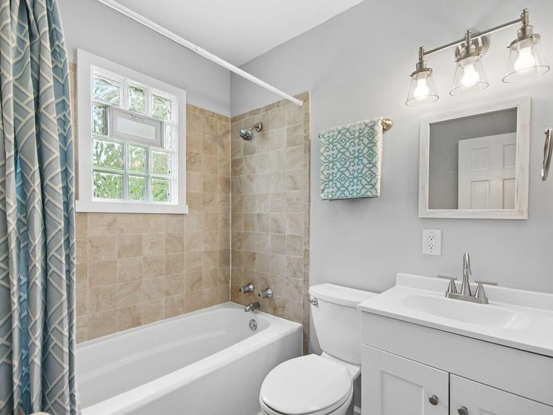 2292 Swansea Road, Columbus, OH 43221 Photo 15