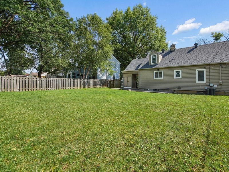 2292 Swansea Road, Columbus, OH 43221 Photo 28