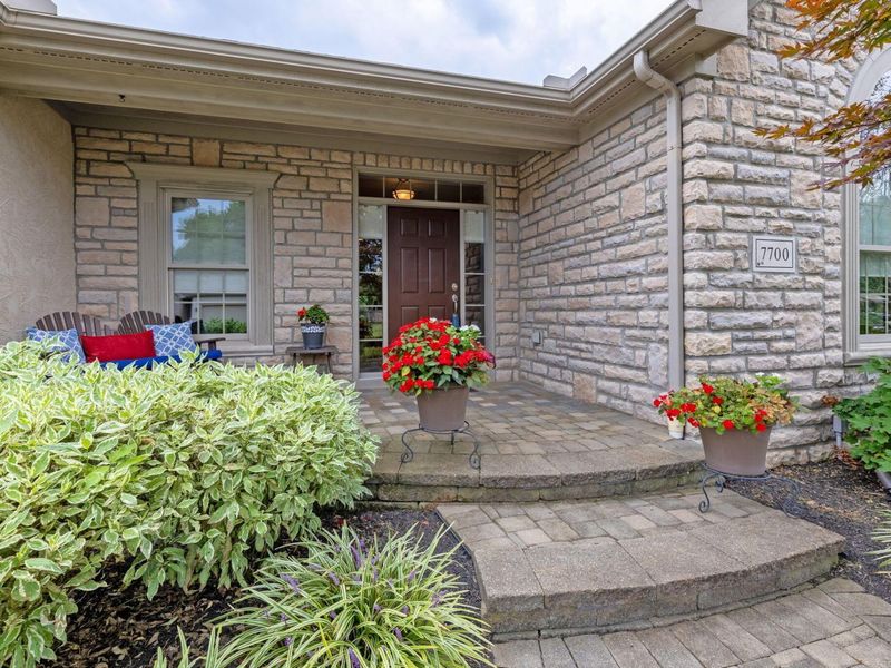7700 Mikayla Drive, Westerville, OH 43082 Photo 3