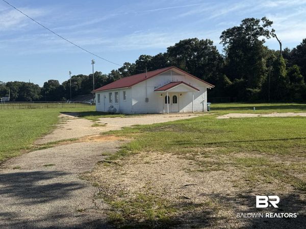 201 Lindberg Avenue, Atmore, AL 36502