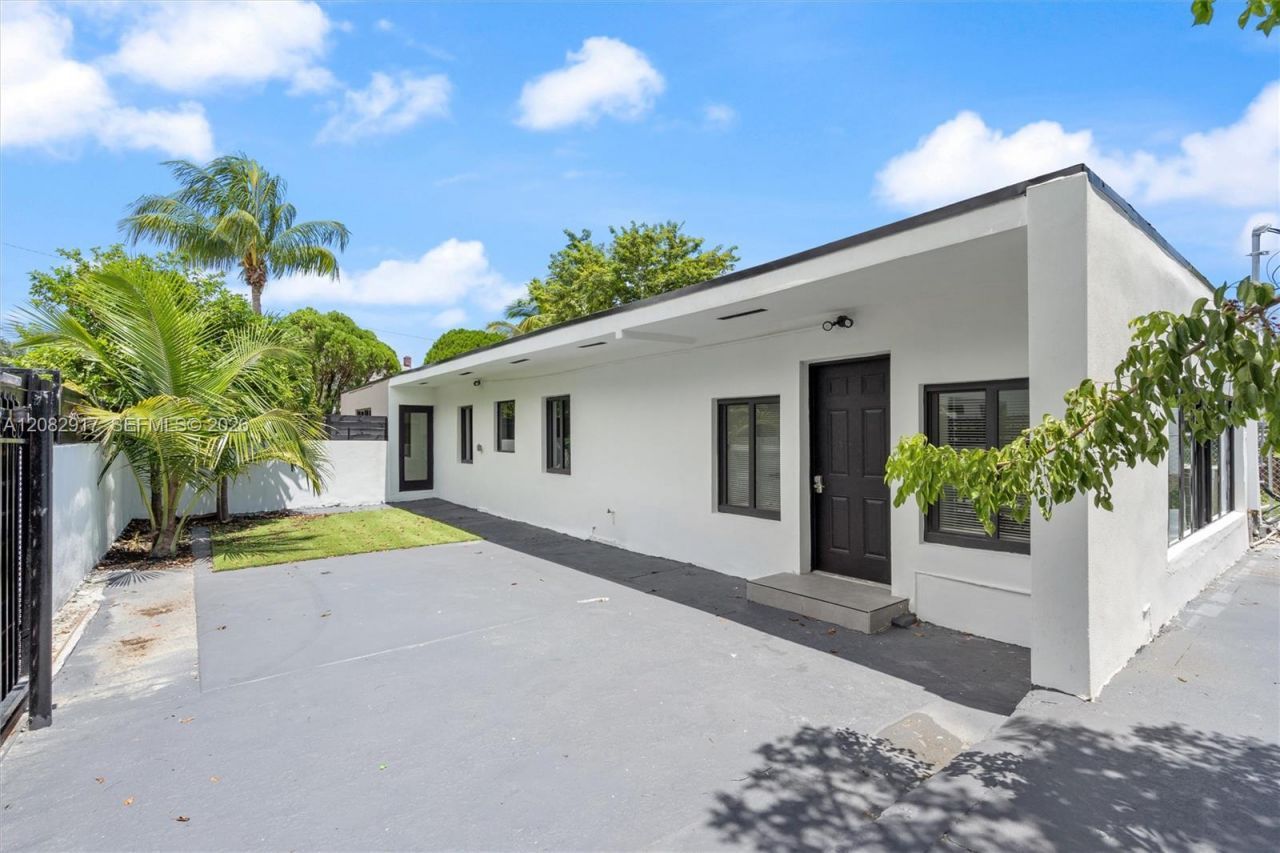 94 NW 48th St, Miami, FL 33127 Photo