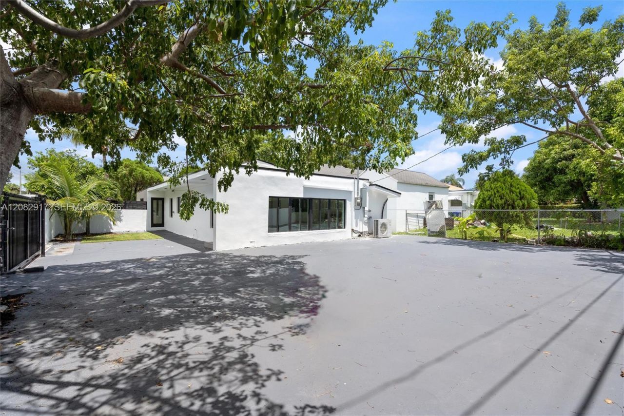 94 NW 48th St, Miami, FL 33127 Photo