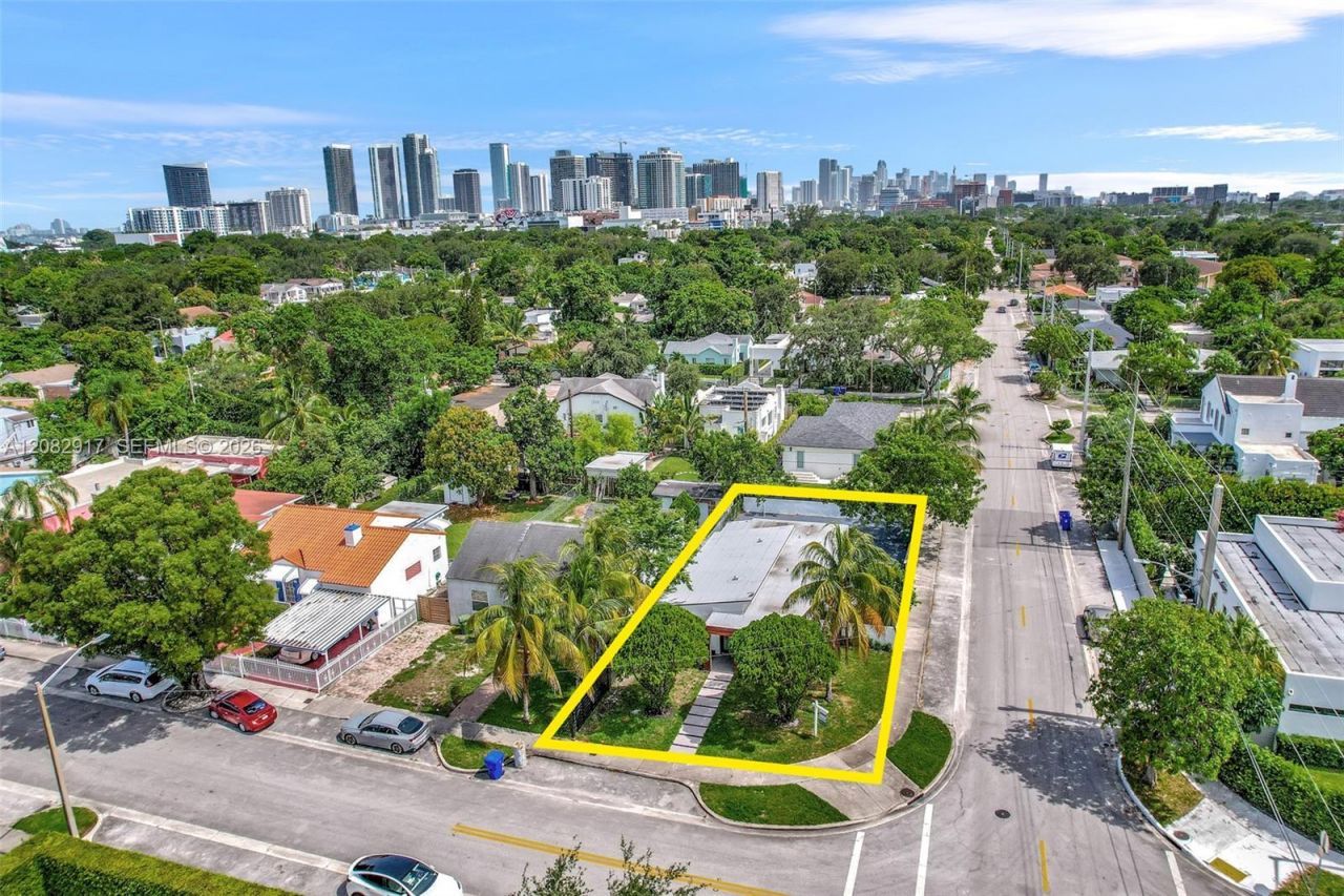94 NW 48th St, Miami, FL 33127 Photo