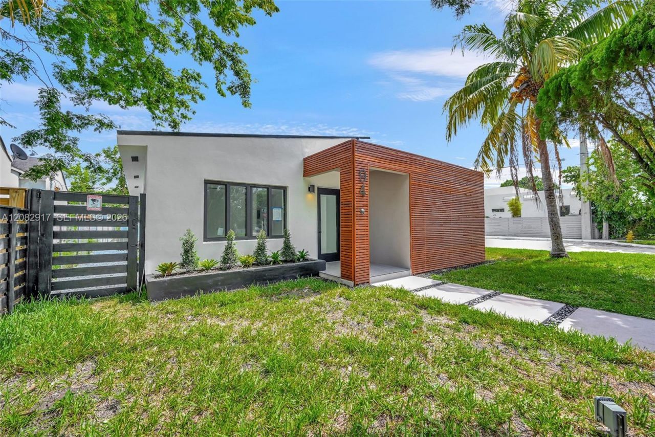 94 NW 48th St, Miami, FL 33127 Photo