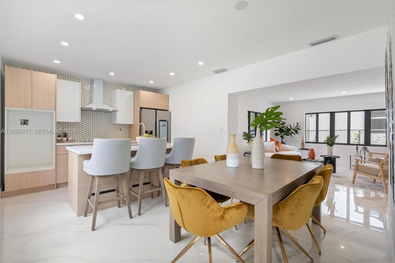 94 NW 48th St, Miami, FL 33127 Photo