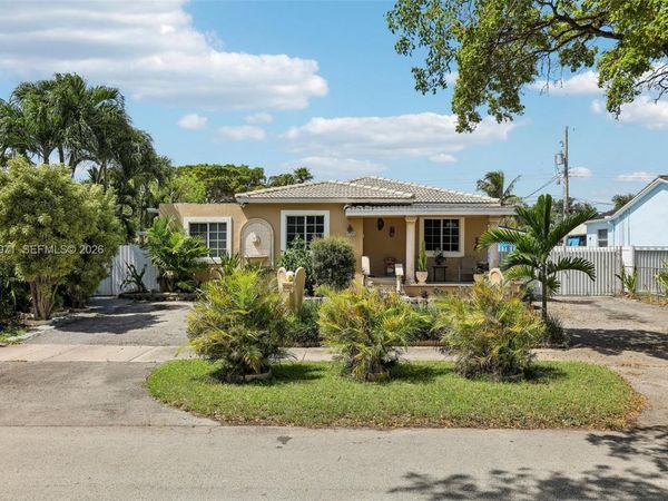 6531 SW 20th St , West Miami, FL 33155