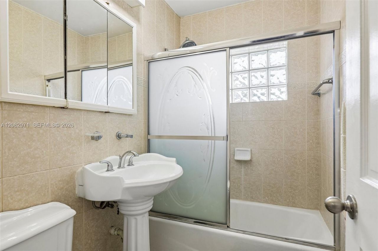 6531 SW 20th St , West Miami, FL 33155 Photo