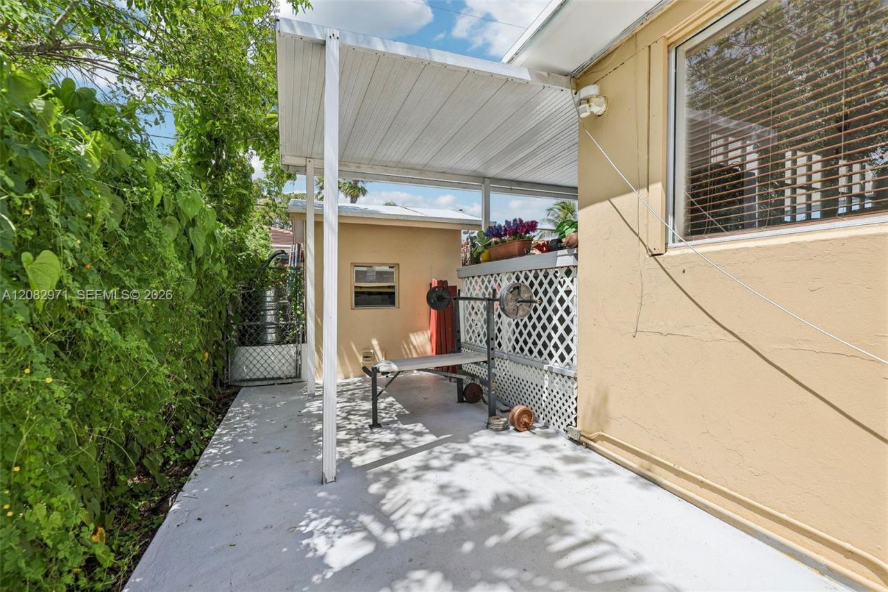 6531 SW 20th St , West Miami, FL 33155 Photo