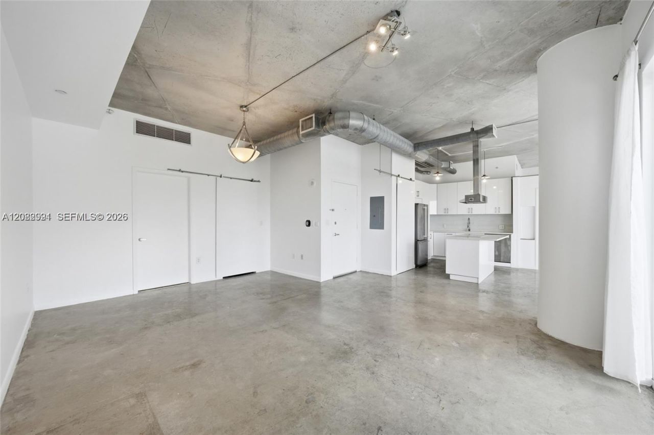 10 SW South River Dr , Unit 804, Miami, FL 33130 Photo