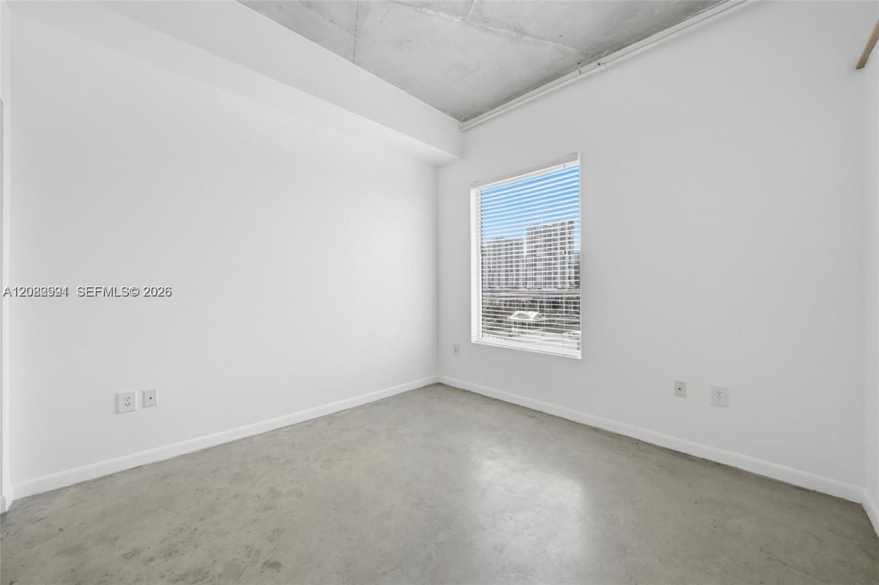 10 SW South River Dr , Unit 804, Miami, FL 33130 Photo