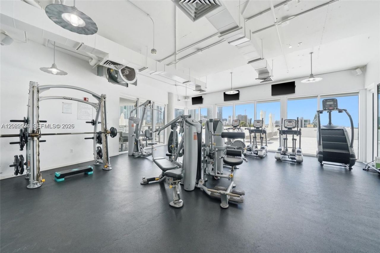 10 SW South River Dr , Unit 804, Miami, FL 33130 Photo