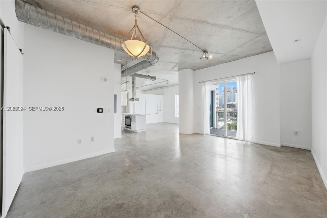 10 SW South River Dr , Unit 804, Miami, FL 33130 Photo