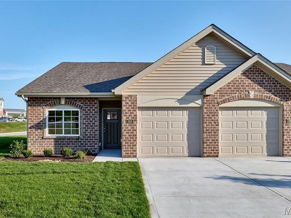 879 Walter Way , Washington, MO 63090