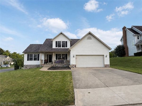 3109 Castle West Circle NW, Massillon, OH 44647