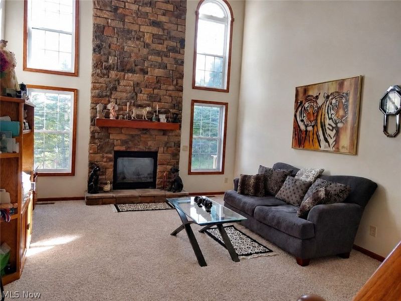 3109 Castle West Circle NW, Massillon, OH 44647 Photo 4