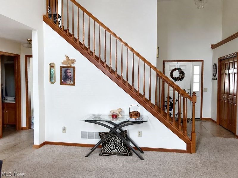 3109 Castle West Circle NW, Massillon, OH 44647 Photo 7