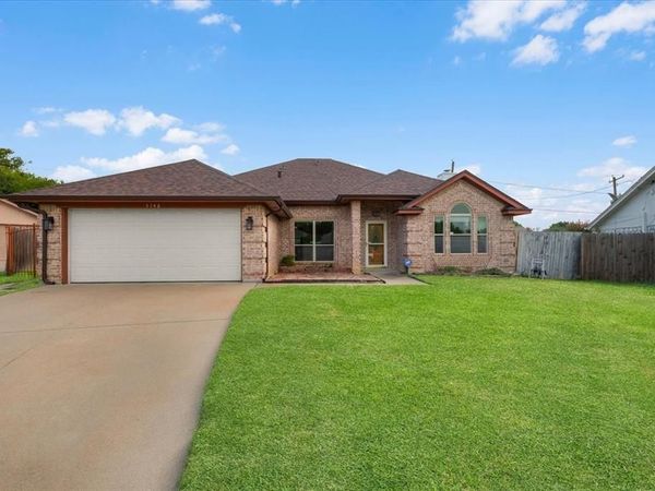 5748 Caracas Drive, North Richland Hills, TX 76180