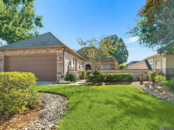 5484 Greens Ct, Gonzales, LA 70737