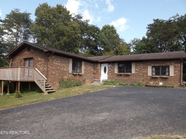 235 Parliament Rd, Harrogate, TN 37752