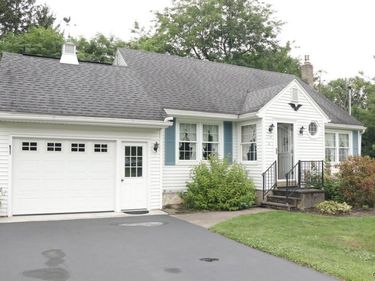 114 Wilson Circle, East Syracuse, NY 13057