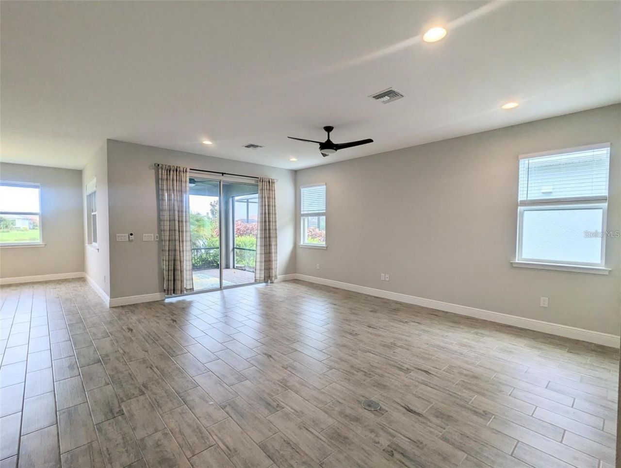 5834 Long Shore Loop, Sarasota, FL 34238 Photo