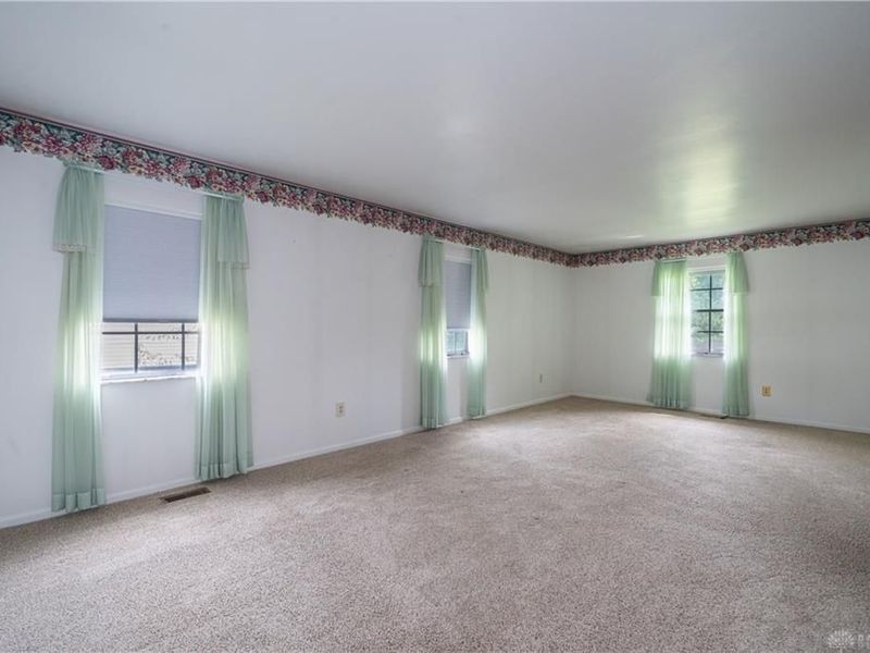 4012 Quail Bush Drive, Dayton, OH 45424 Photo 17