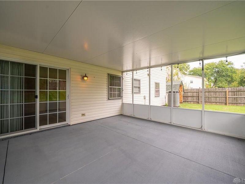 4012 Quail Bush Drive, Dayton, OH 45424 Photo 36