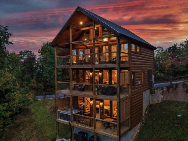 1132 Villa Overlook Way , Gatlinburg, TN 37738