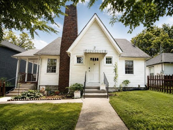825 Gracey Ave, Clarksville, TN 37040