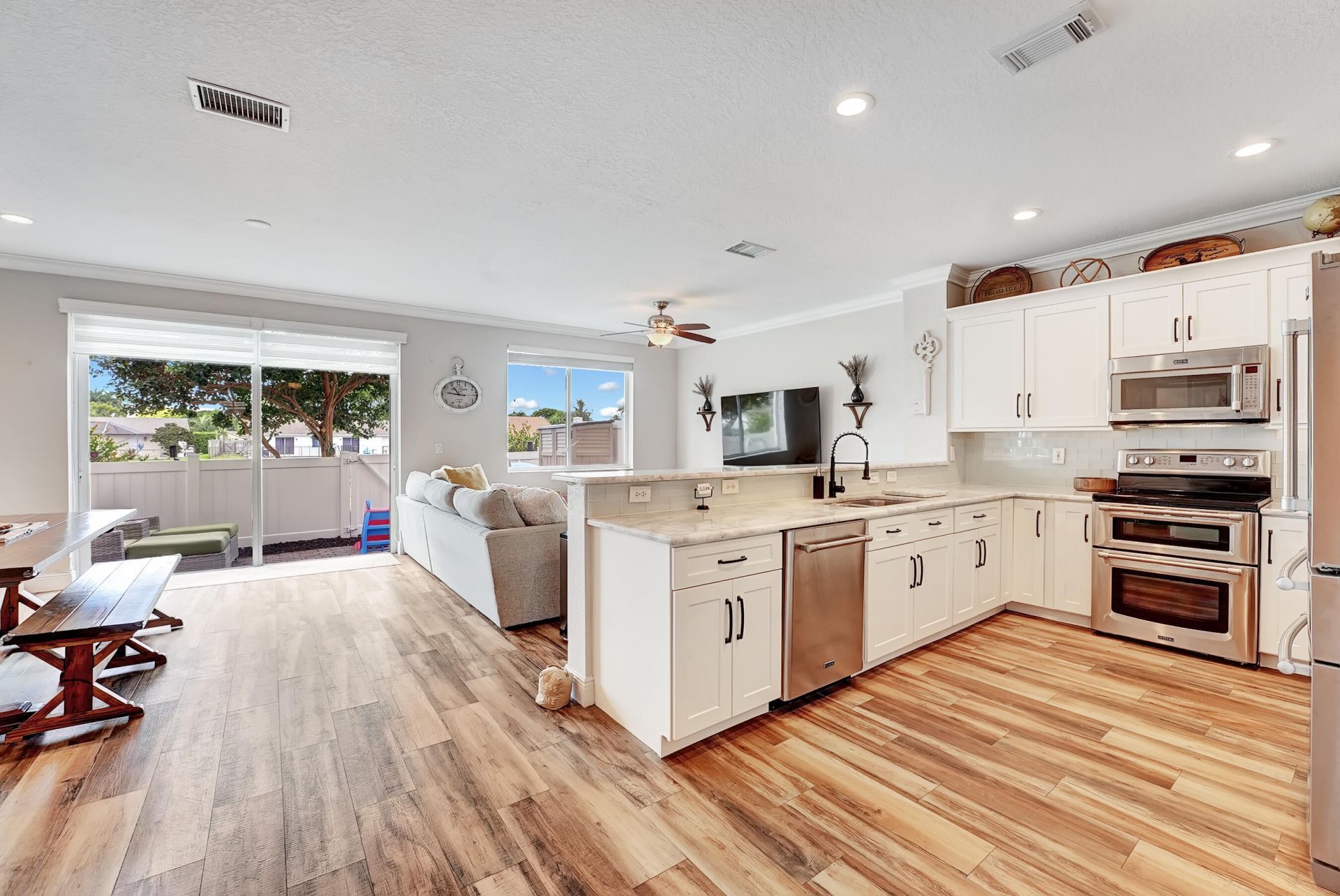 3008 N Evergreen Circle, Boynton Beach, FL 33426 Photo