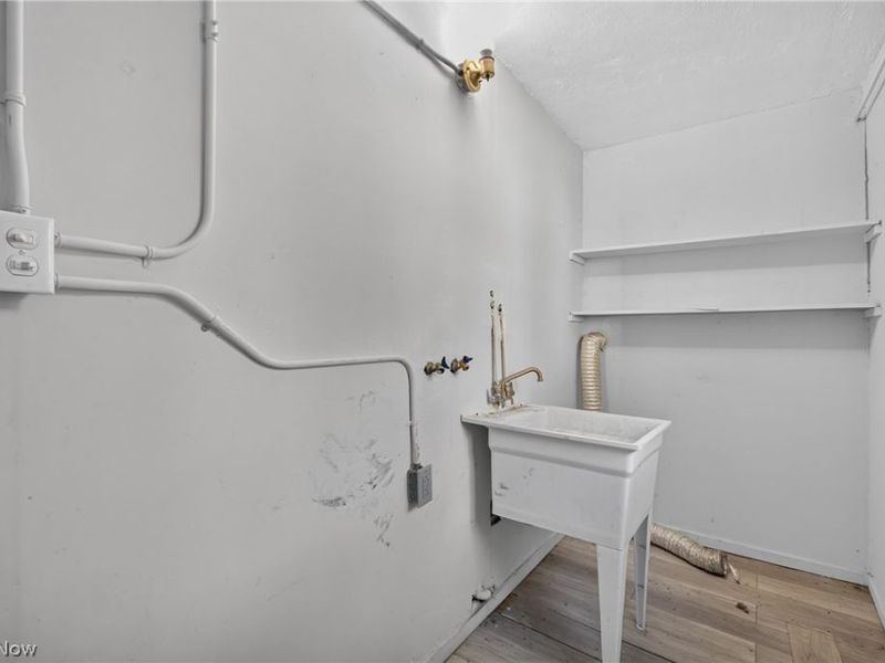 7115 Park Avenue, Cleveland, OH 44105 Photo 28