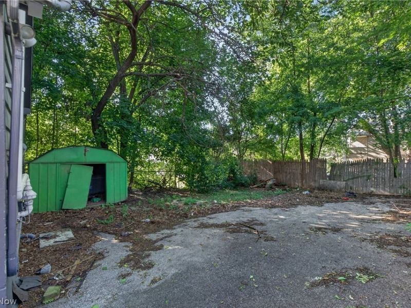 7115 Park Avenue, Cleveland, OH 44105 Photo 4