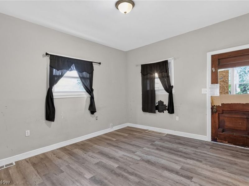 7115 Park Avenue, Cleveland, OH 44105 Photo 9