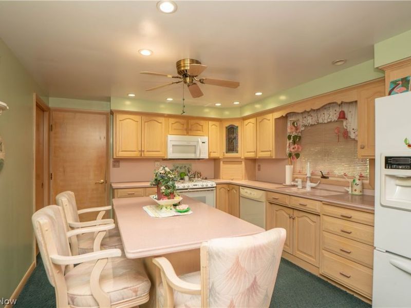 5345 Schario Road NW, Canton, OH 44718 Photo 15