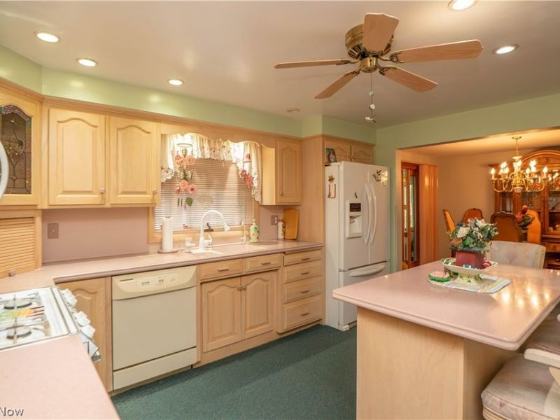 5345 Schario Road NW, Canton, OH 44718 Photo 16