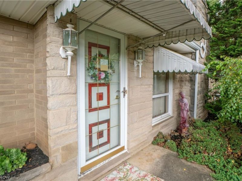 5345 Schario Road NW, Canton, OH 44718 Photo 4