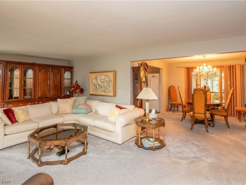 5345 Schario Road NW, Canton, OH 44718 Photo 9