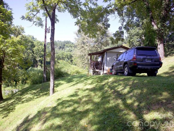 11 Jody Lane, Weaverville, NC 28787