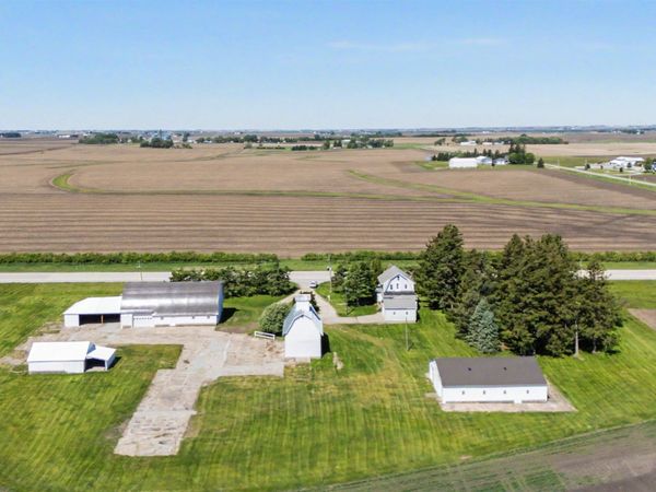 12119 S Hudson Road, Hudson, IA 50643