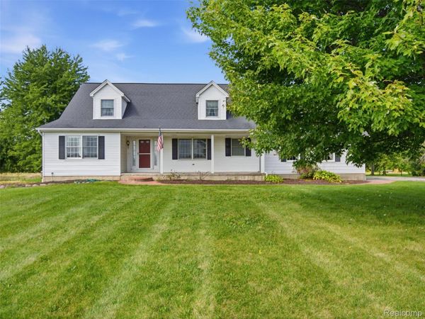 6700 Starville Road, Cottrellville Township, Mi 48039