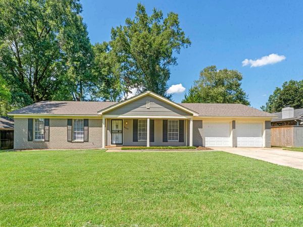 2331 EASTOVER DR, Memphis, TN 38119