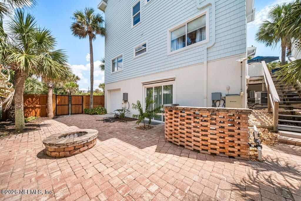 1960 Beach Avenue, Atlantic Beach, FL 32233 Photo