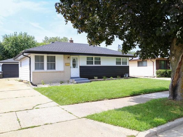 2702 Loraine AVENUE, Racine, WI 53404