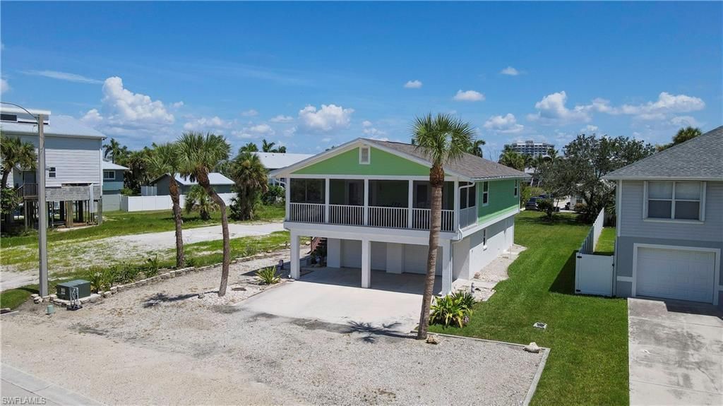915 North St, Fort Myers Beach, FL 33931 Photo