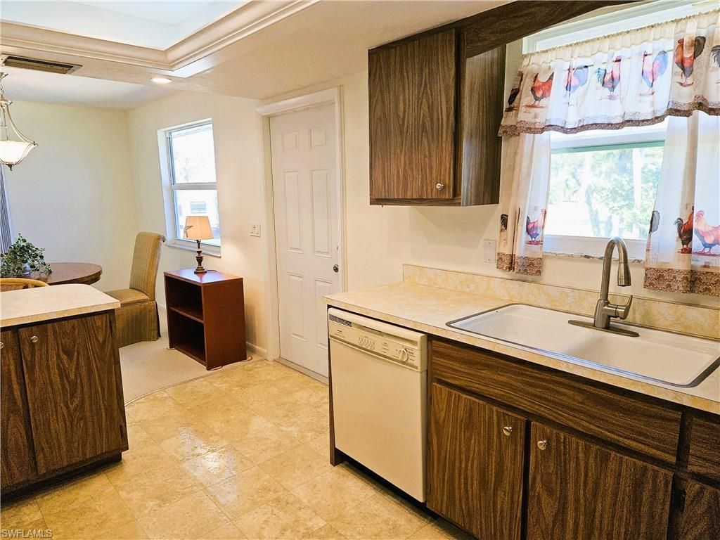 915 North St, Fort Myers Beach, FL 33931 Photo
