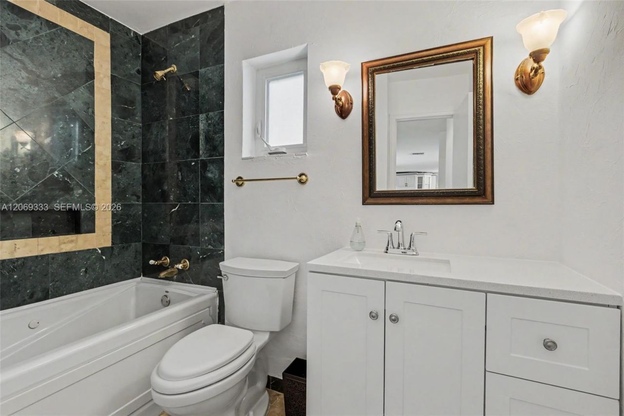 8460 SW 201st St, Cutler Bay, FL 33189 Photo