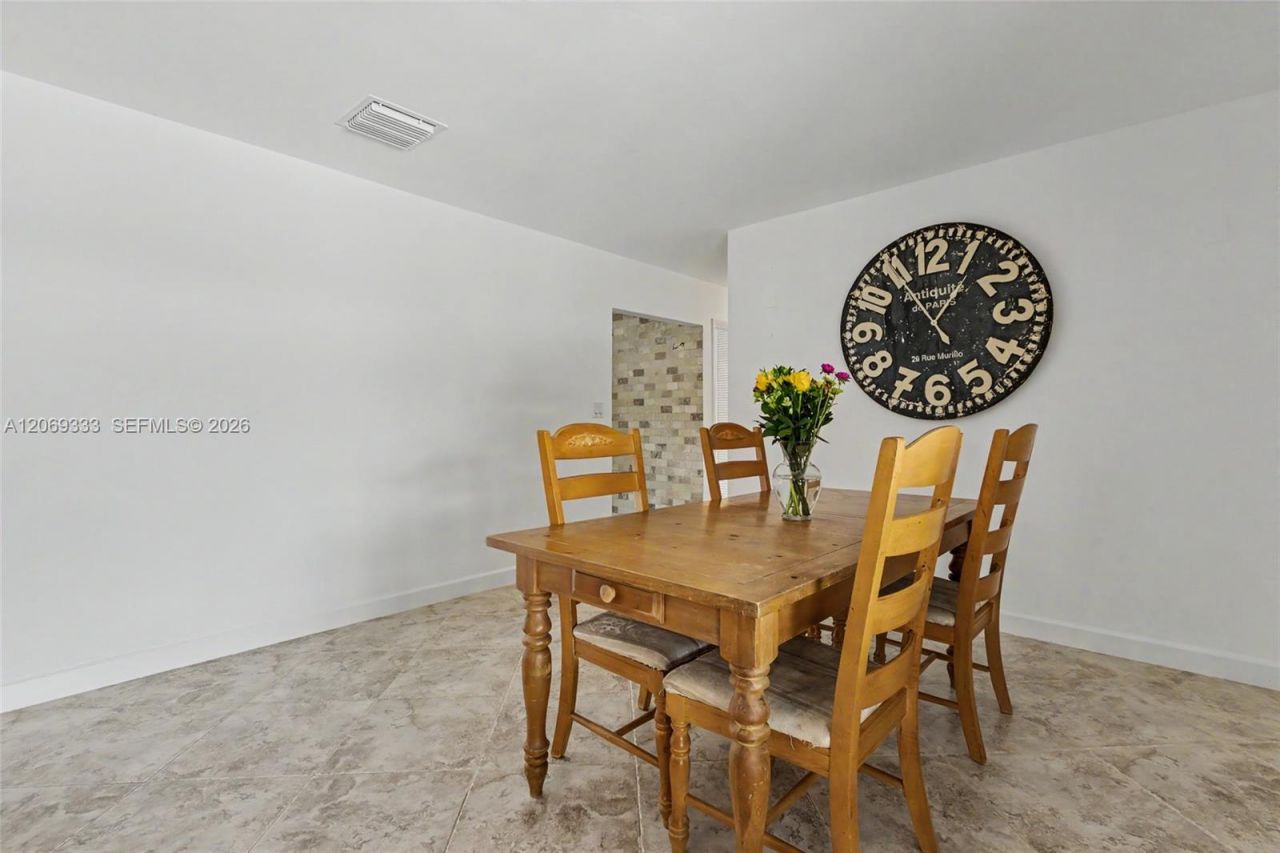 8460 SW 201st St, Cutler Bay, FL 33189 Photo