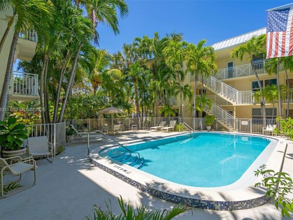 255 Sunrise Dr , Unit 309, Key Biscayne, FL 33149