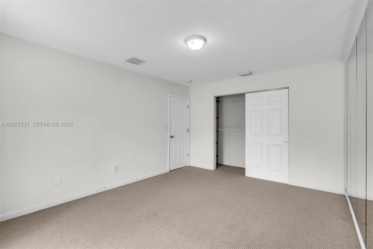 255 Sunrise Dr , Unit 309, Key Biscayne, FL 33149 Photo
